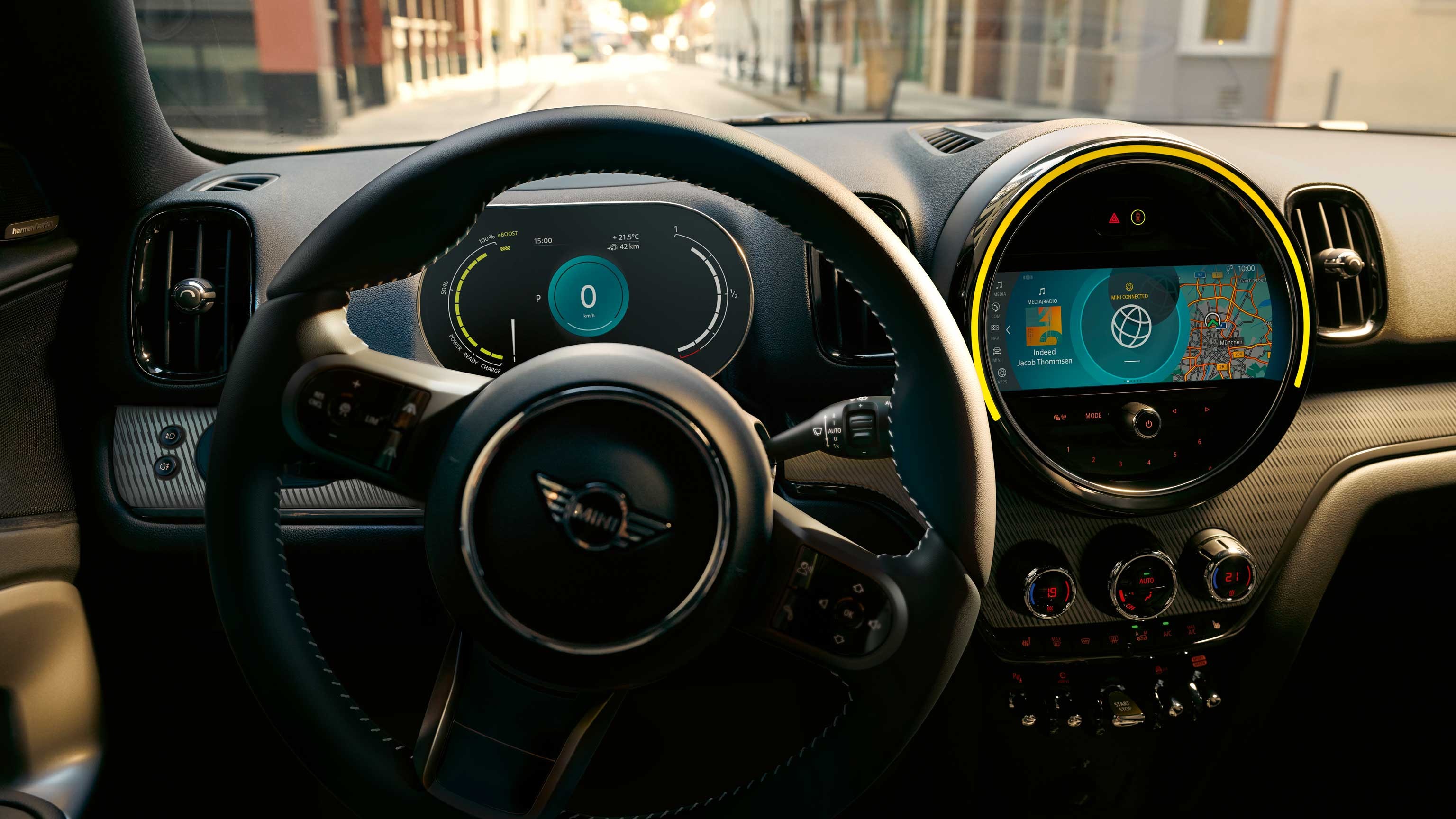 MINI Countryman – кабина – пакеты comfort и tech